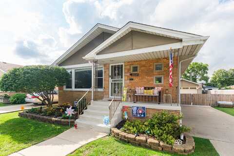 4617 W 100th Place, Oak Lawn, IL 60453