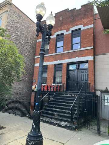 1511 W TAYLOR Street, Chicago, IL 60607