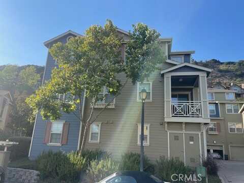6102 Old Quarry, Oakland, CA 94605