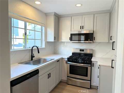 2800 Plaza Del Amo, Torrance, CA 90503