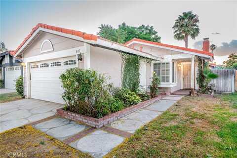 807 Santa Fe Lane, Colton, CA 92324