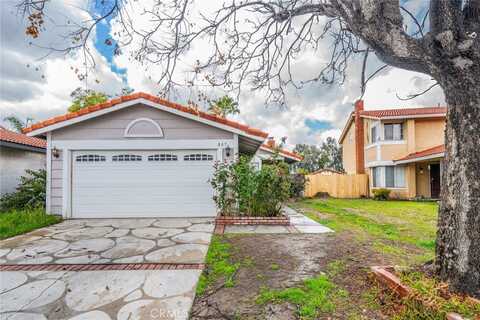 807 Santa Fe Lane, Colton, CA 92324