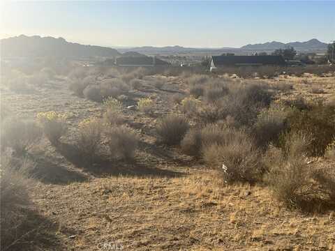 14850 Burns Drive, Apple Valley, CA 92307