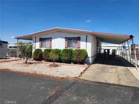 11414 Serra Rd, Apple Valley, CA 92308