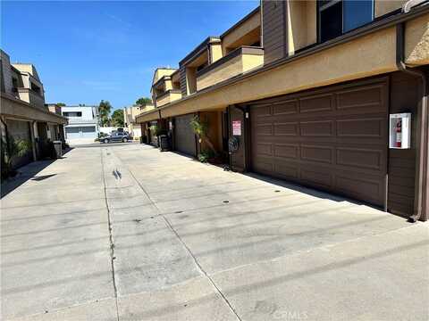 16592 Jib Circle, Huntington Beach, CA 92649