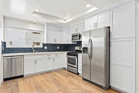 21535 Erwin Street, Woodland Hills, CA 91367