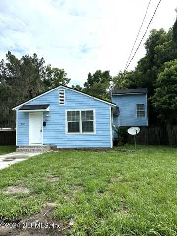 3777 LILLY Road N, Jacksonville, FL 32207