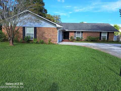 2243 THE WOODS Drive E, Jacksonville, FL 32246