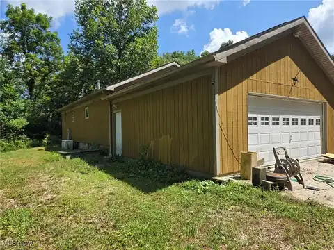 9950 N Greer Road NW, Mcconnelsville, OH 43756