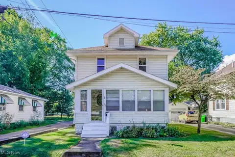 819 Irvington Avenue NE, Massillon, OH 44646