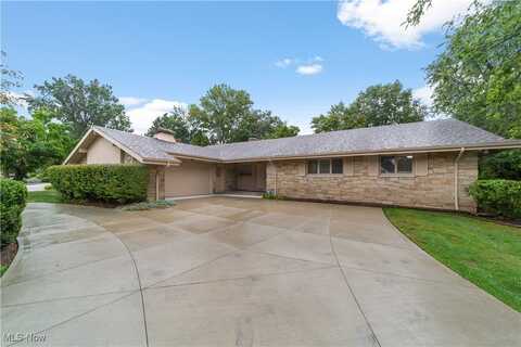 23950 Hazelmere Road, Shaker Heights, OH 44122
