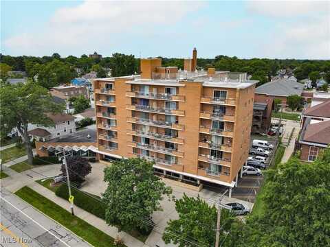 1480 Warren Road unit: 313, Lakewood, OH 44107