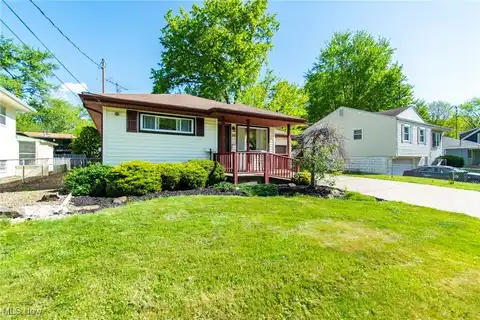 1120 Raymond Street NW, Warren, OH 44485