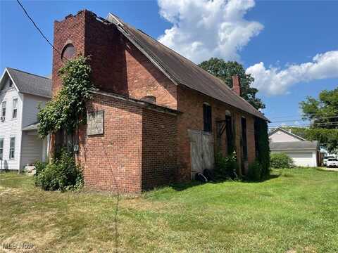 E Grant Street, Malvern, OH 44644
