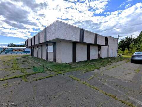 4876 W Erie Avenue, Lorain, OH 44053