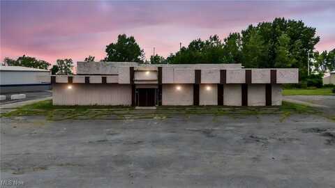 4876 W Erie Avenue, Lorain, OH 44053