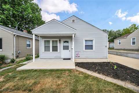 887 Reed Avenue, Akron, OH 44306