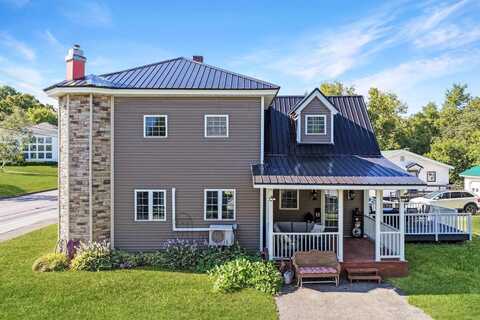 13 Benjamin Street, Mars Hill, ME 04758