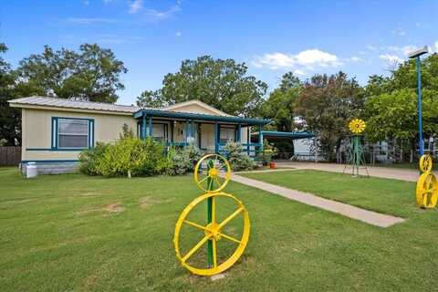 806 Mosley Drive, Bellmead, TX 76705
