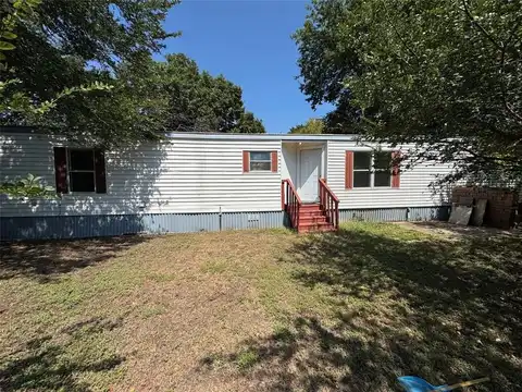 2010 Spring Court, Azle, TX 76020