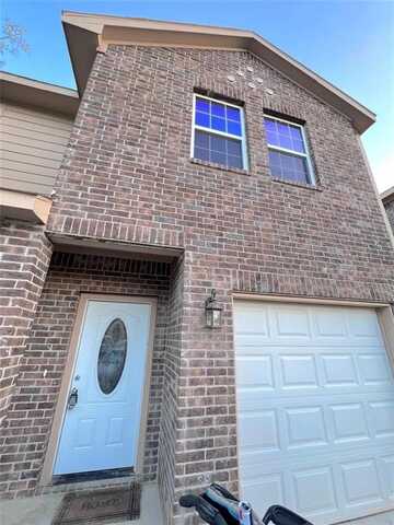 102 Robbins Street, Cleburne, TX 76031