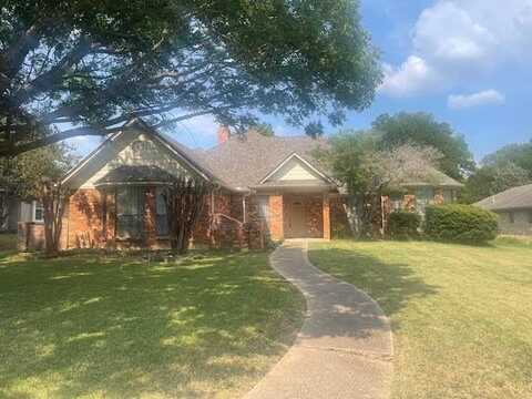 1823 Green Tree Lane, Duncanville, TX 75137