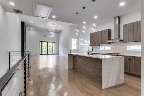 1521 N Haskell Avenue, Dallas, TX 75204