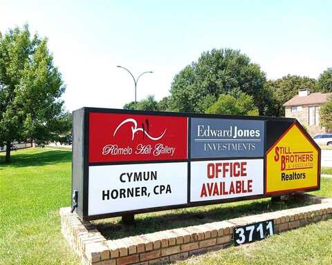 3711 W Green Oaks Boulevard, Arlington, TX 76016