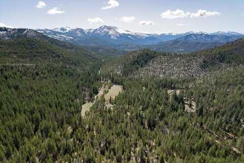 6409 Kangaroo Creek Rd., Gazelle, CA 96034