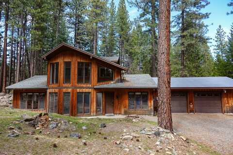 9936 Sniktaw Lane, Fort Jones, CA 96032