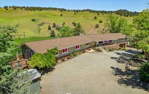 13305 Ager Beswick, Montague, CA 96064