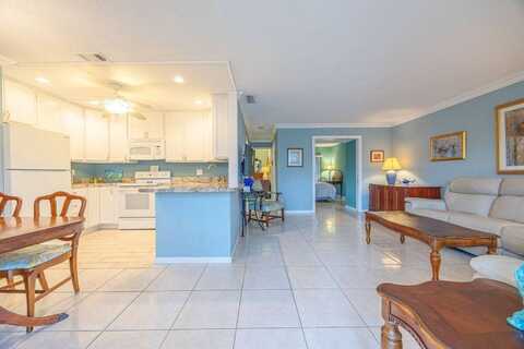 5505 N Ocean Blvd, Ocean Ridge, FL 33435