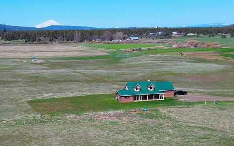 1733 County Road 90, Lookout, CA 96054