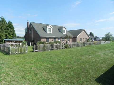 459 Green Spring Rd, Newville, PA 17241
