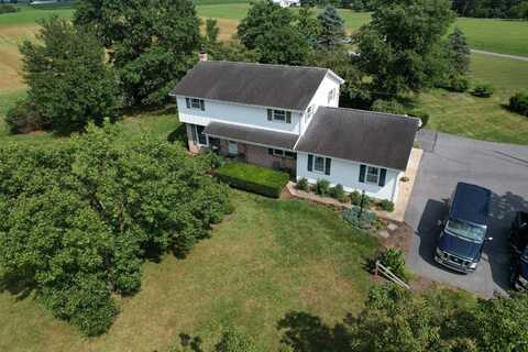 8510 Newburg Rd, Newburg, PA 17240