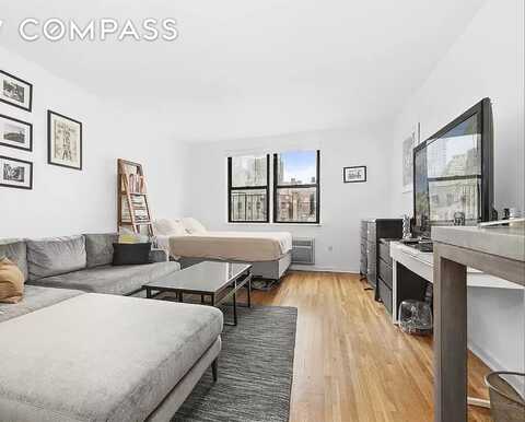 228 East 81st Street, New York, NY 10028