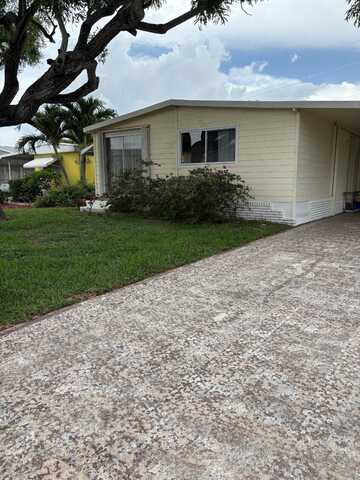 4171 74th Rd N, Riviera Beach, FL 33404