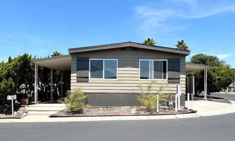 1010 E Bobier dr, Vista, CA 92084