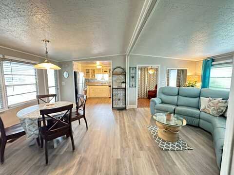 1415 Main Street, Dunedin, FL 34698