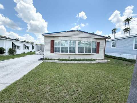 43 Oakwood Dr, Thonotosassa, FL 33592