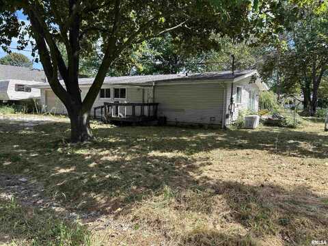 208 S Vollentine Avenue, Taylorville, IL 62568