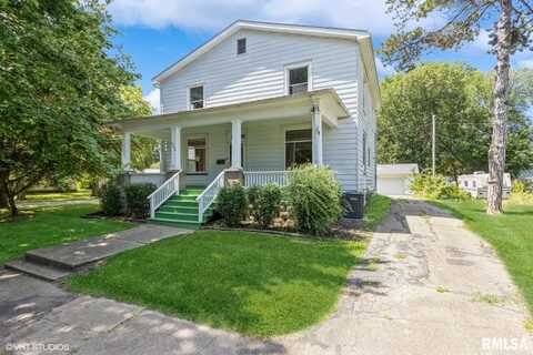 403 N PLUM Street, Farmer City, IL 61842