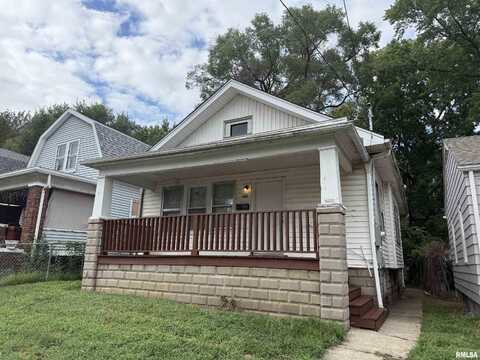 600 SPITZNAGLE Avenue, Peoria, IL 61603