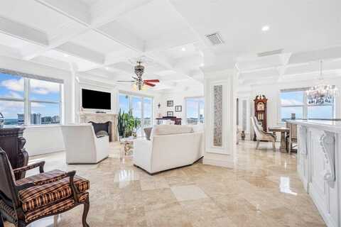 1 Las Olas Circle, Fort Lauderdale, FL 33316