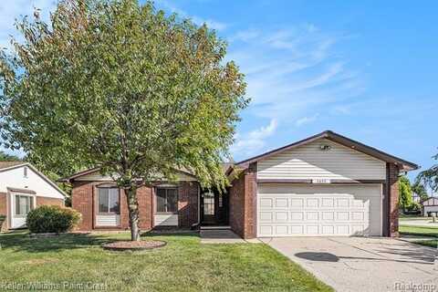 5055 Scarsdale Drive, Sterling Heights, MI 48310