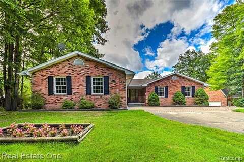 1400 S Baldwin Road, Lake Orion, MI 48360