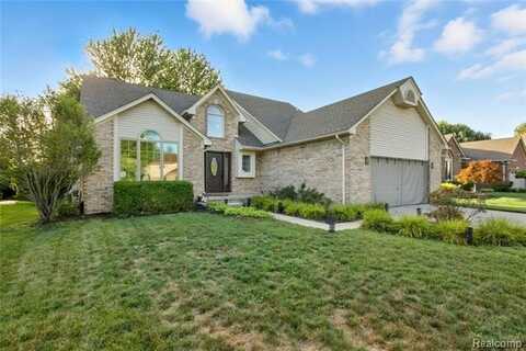 48821 Tremont Drive, Macomb, MI 48044