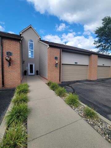 3416 Loon Lake Court, Waterford, MI 48329