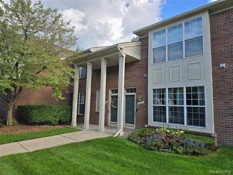 13370 Forest Ridge Boulevard, Sterling Heights, MI 48313