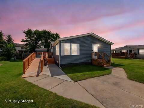 945 Tanner Landing, Monroe, MI 48161